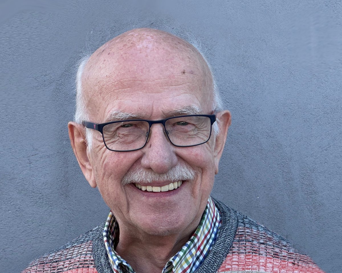 Foto von Dieter Debus lächelnd
